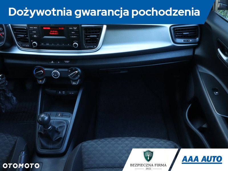 Kia Rio - 10