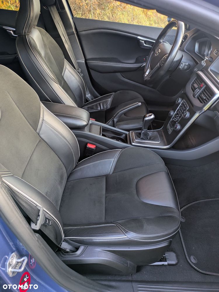 Volvo V40 T2 RDesign - 17