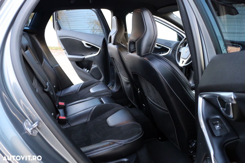 Volvo V40 D3 Geartronic R Design - 15