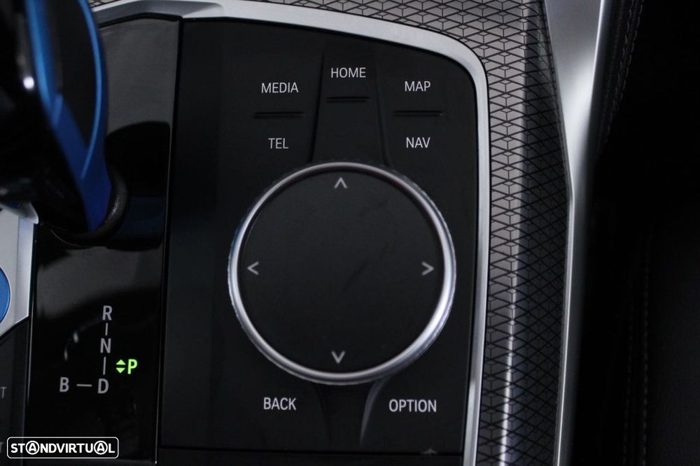 BMW i4 eDrive40 Pack Desportivo M - 30