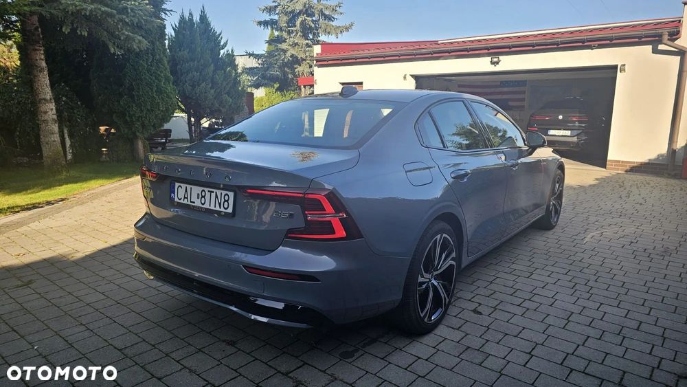 Volvo S60 B5 B AWD Plus Dark - 7