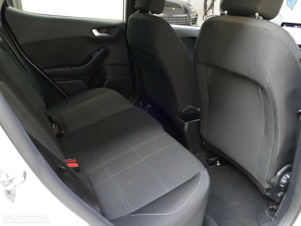 Ford Fiesta 1.0 EcoBoost Connected - 29
