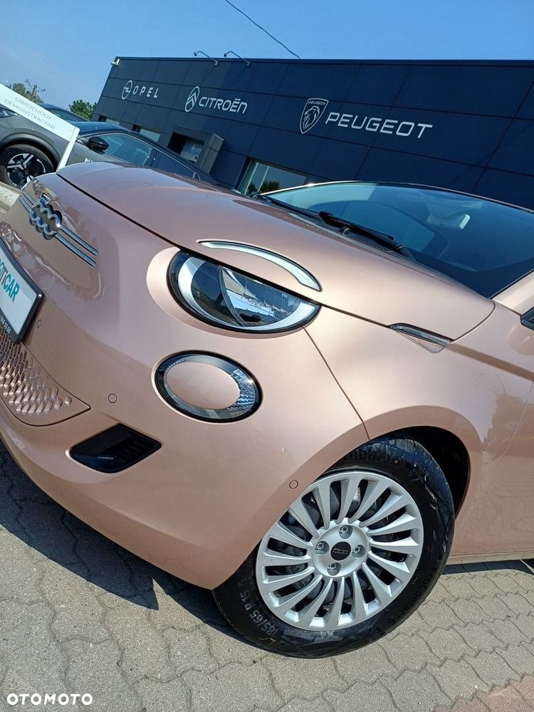 Fiat 500e - 11