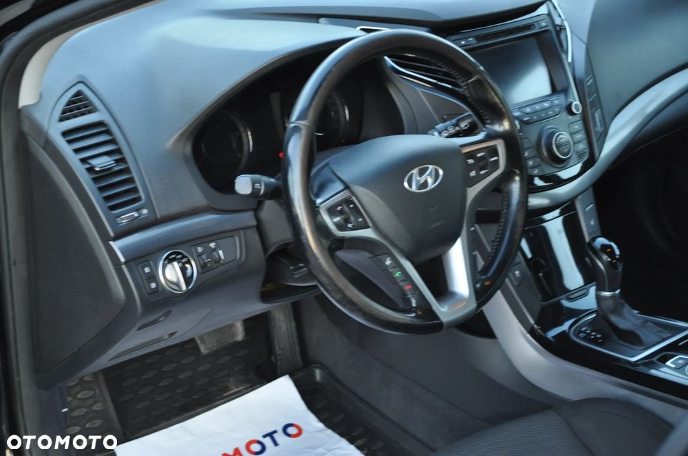 Hyundai i40 1.7 CRDi Comfort + - 17