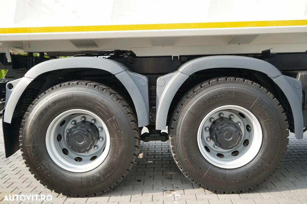 MAN TGS 35.480 / 8x4 / BASCULANTE / BORDMATIC / HYDROBOARD / ANVELOPE 100% / EURO 6 - 28