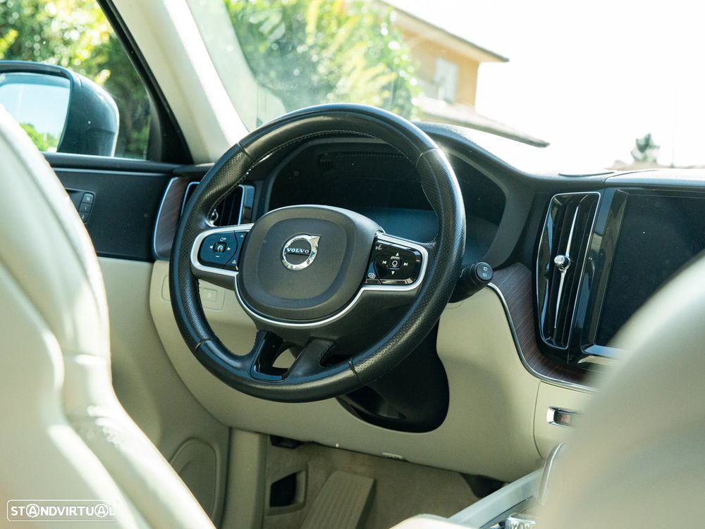 Volvo XC 60 2.0 T8 PHEV Inscription AWD - 16