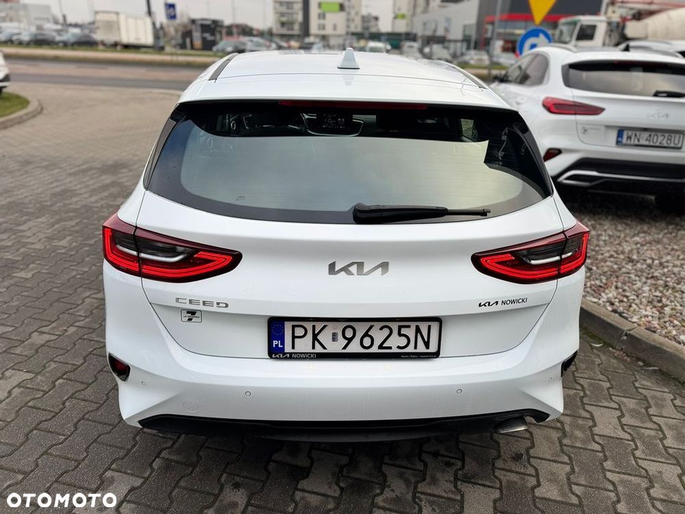 Kia Ceed 1.5 T-GDI M - 4