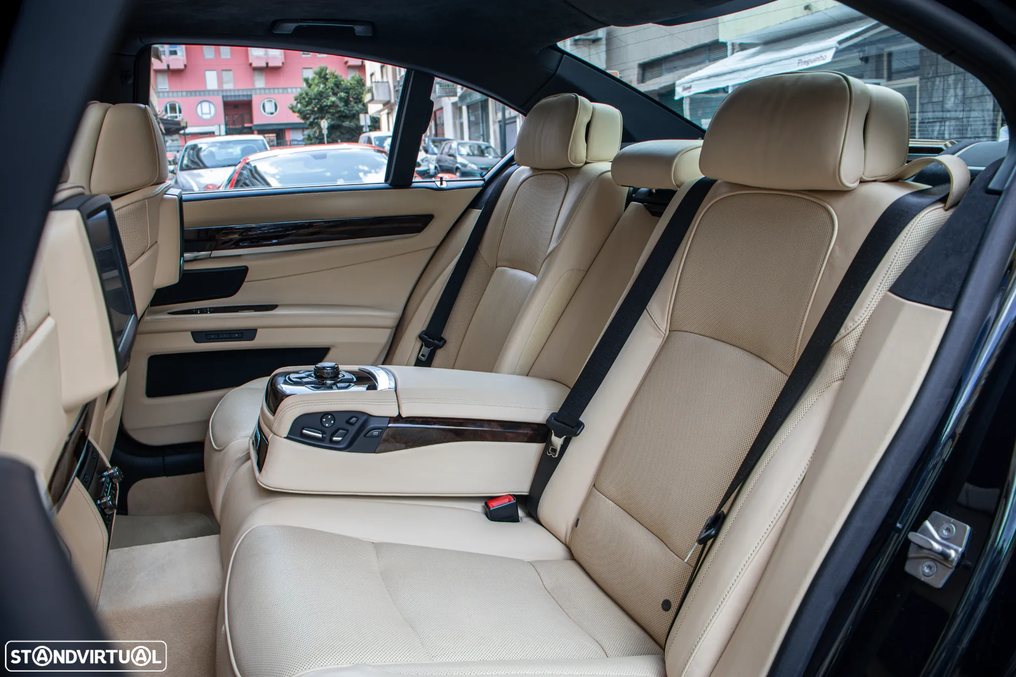 BMW 760 i - 42