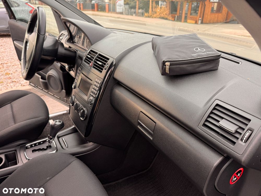 Mercedes-Benz Klasa A 160 Autotronic Elegance - 24