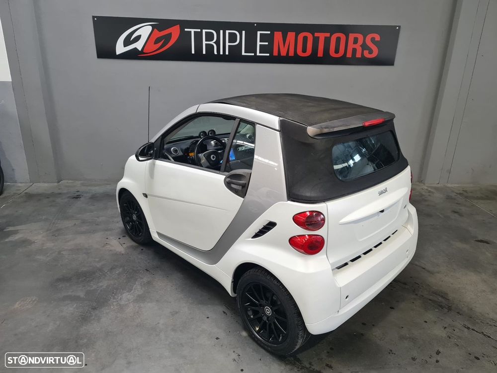Smart ForTwo Coupé 0.8 cdi Passion 54 - 22