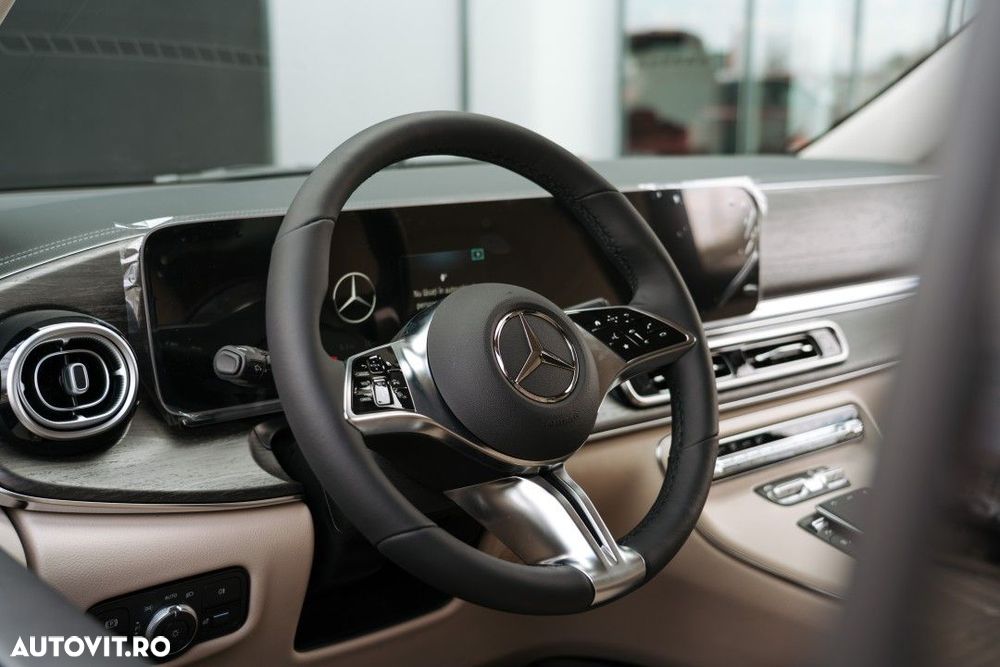 Mercedes-Benz V - 23