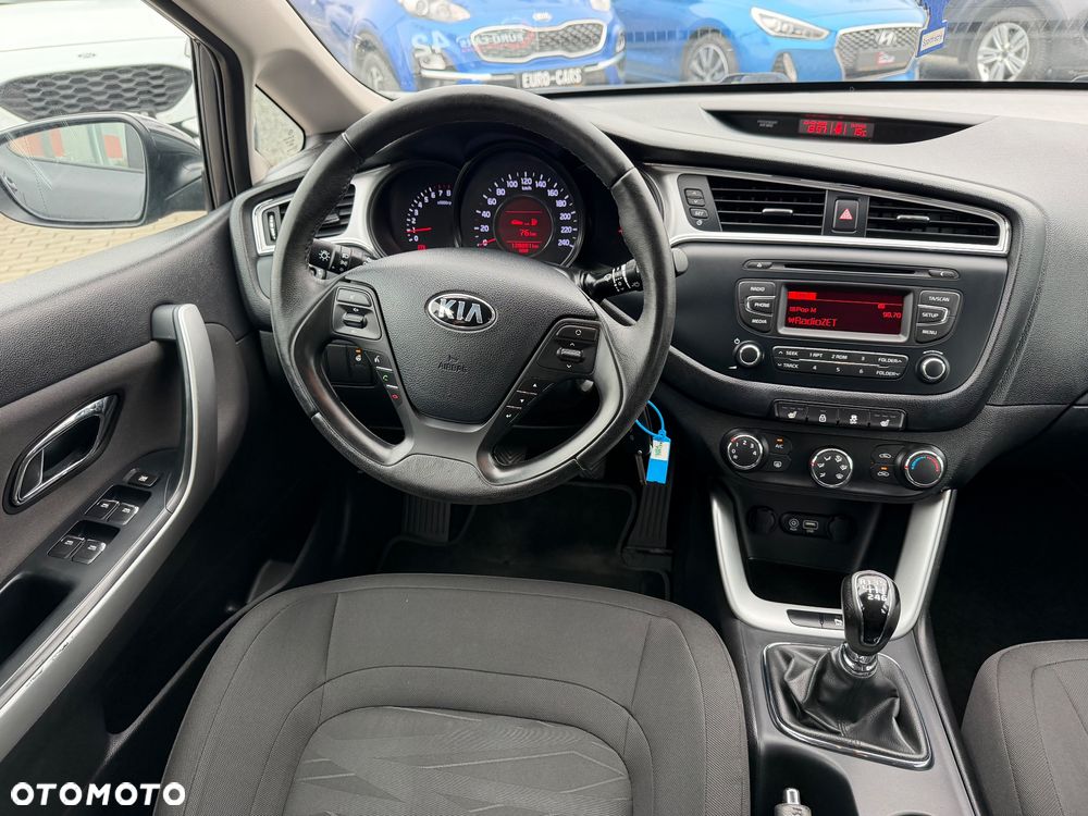 Kia Ceed 1.4 Attract - 15