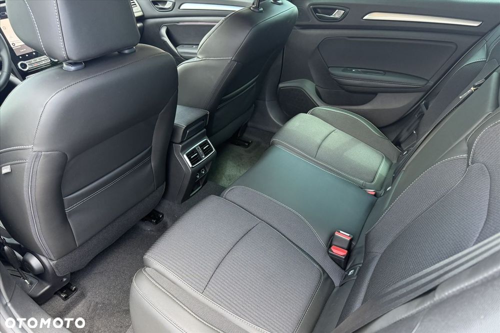 Renault Megane 1.3 TCe Techno EDC - 13