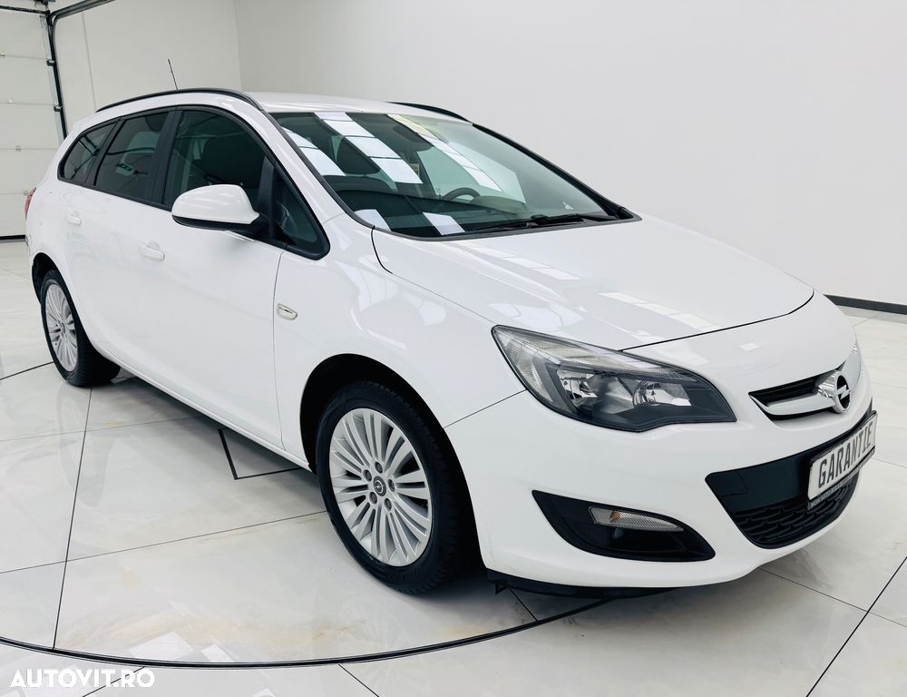 Opel Astra 1.6 CDTI DPF ecoFLEX Start/Stop Selection - 2