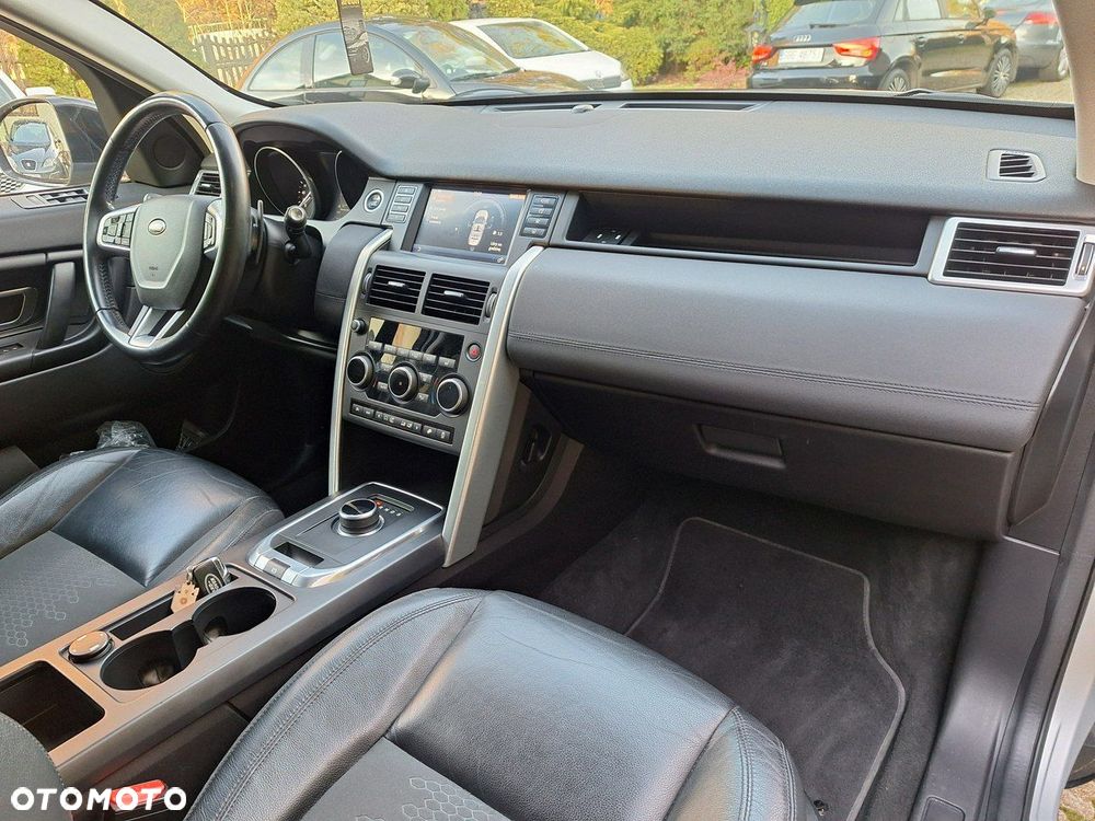 Land Rover Discovery Sport 2.0 TD4 HSE - 16