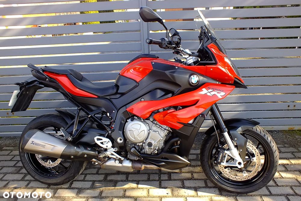 BMW XR - 1