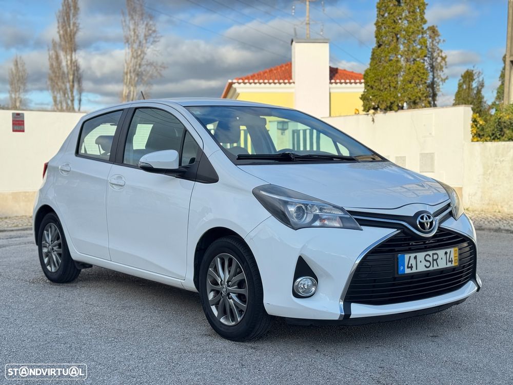 Toyota Yaris 1.0 VVT-i Comfort +PS Style +P.Techno - 3