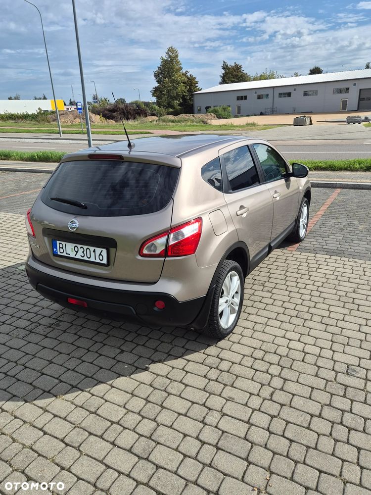 Nissan Qashqai 2013 photo 5