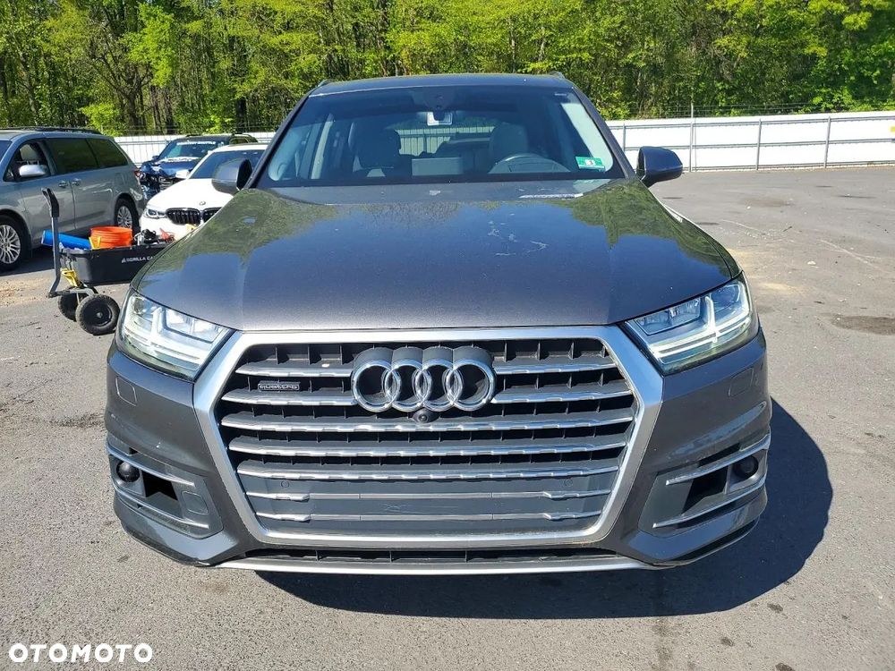 Audi Q7 - 5