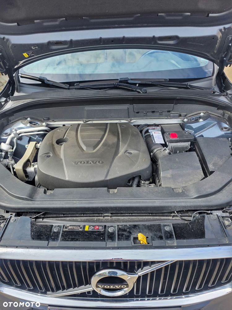 Volvo XC 60 D3 Momentum Pro - 26