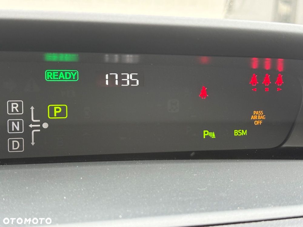 Toyota Prius 1.8 Hybrid Executive - 24