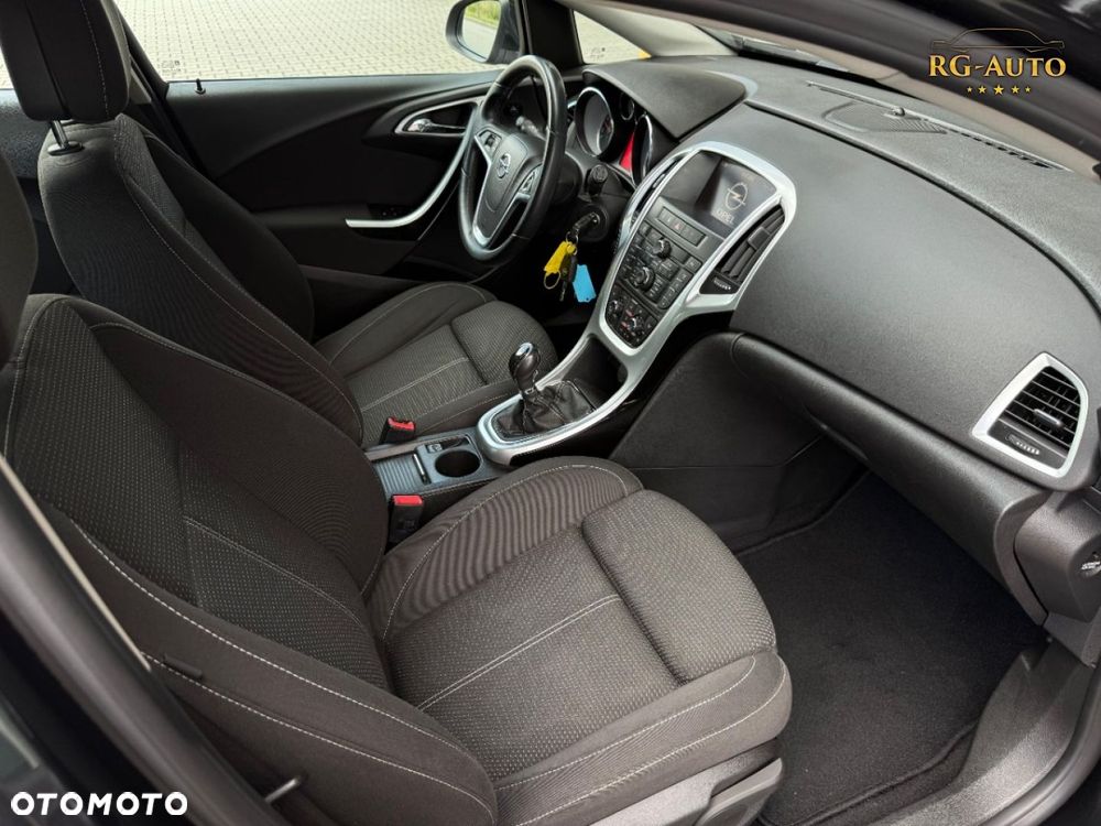 Opel Astra - 37