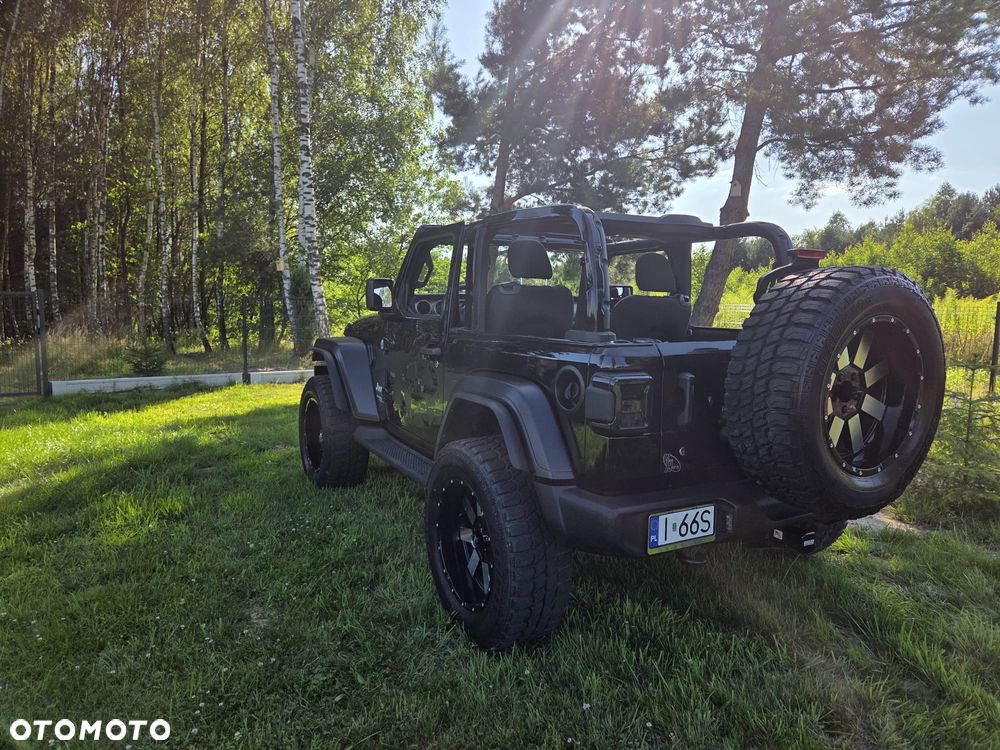 Używany Jeep Wrangler 2019 - 105 000 PLN, 51 800 km - Otomoto.pl