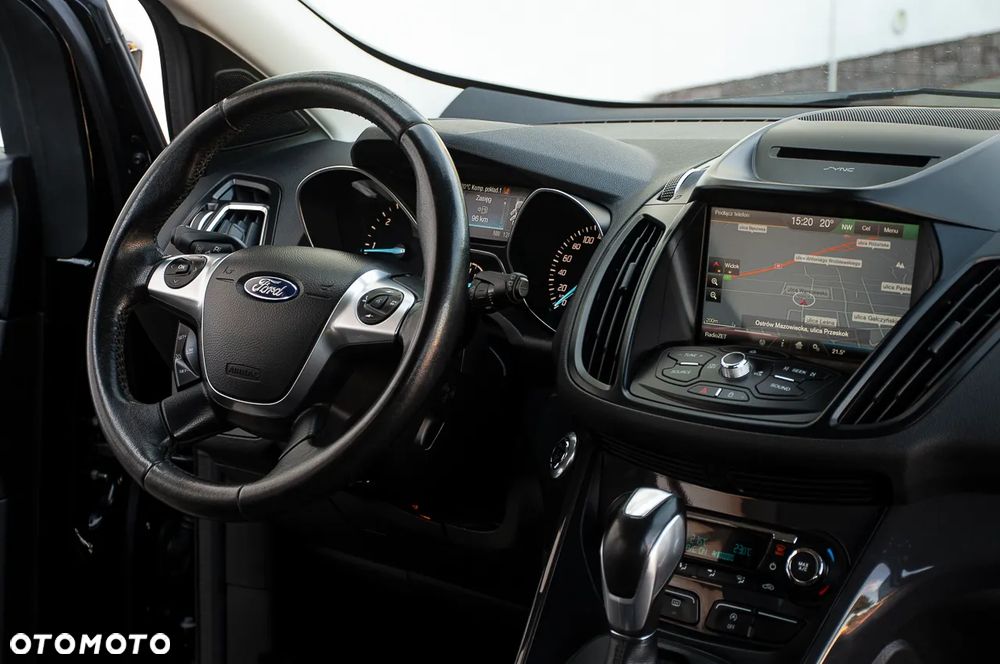 Ford Kuga 2.0 TDCi 4x4 Titanium - 23