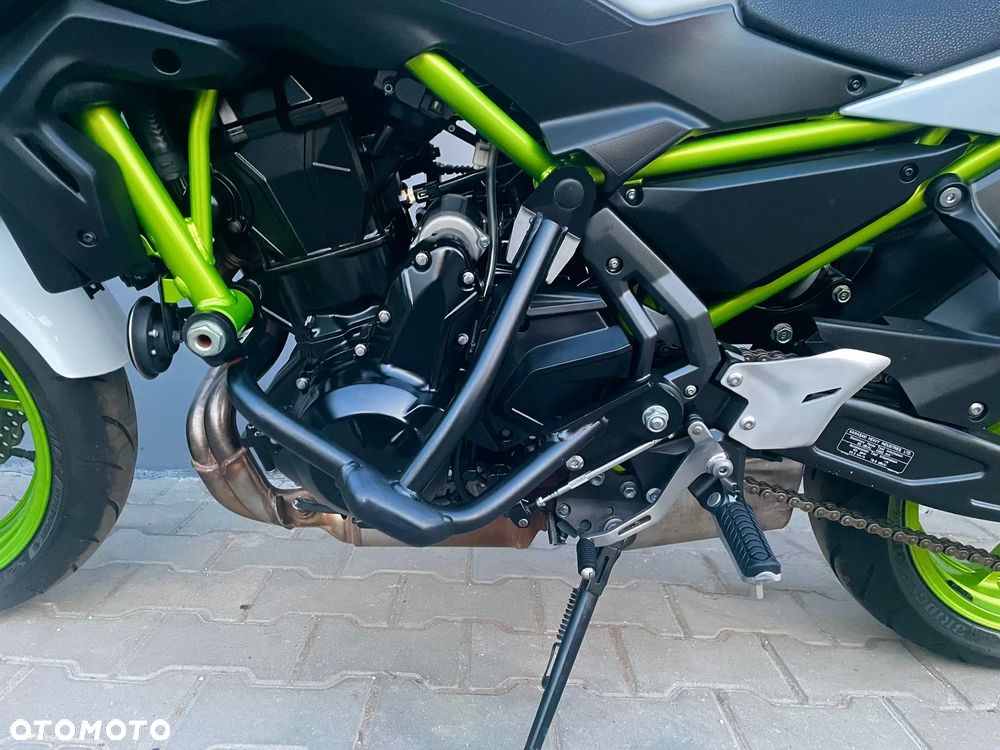 Kawasaki Z 650 - 11