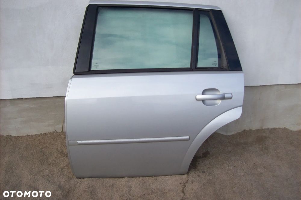 DRZWI TYLNE LEWE FORD MONDEO MK 3 KOMBI - 1