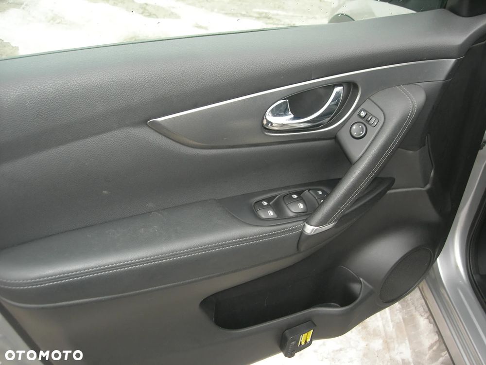 Nissan Qashqai 1.5 dCi DCT TEKNA+ - 16