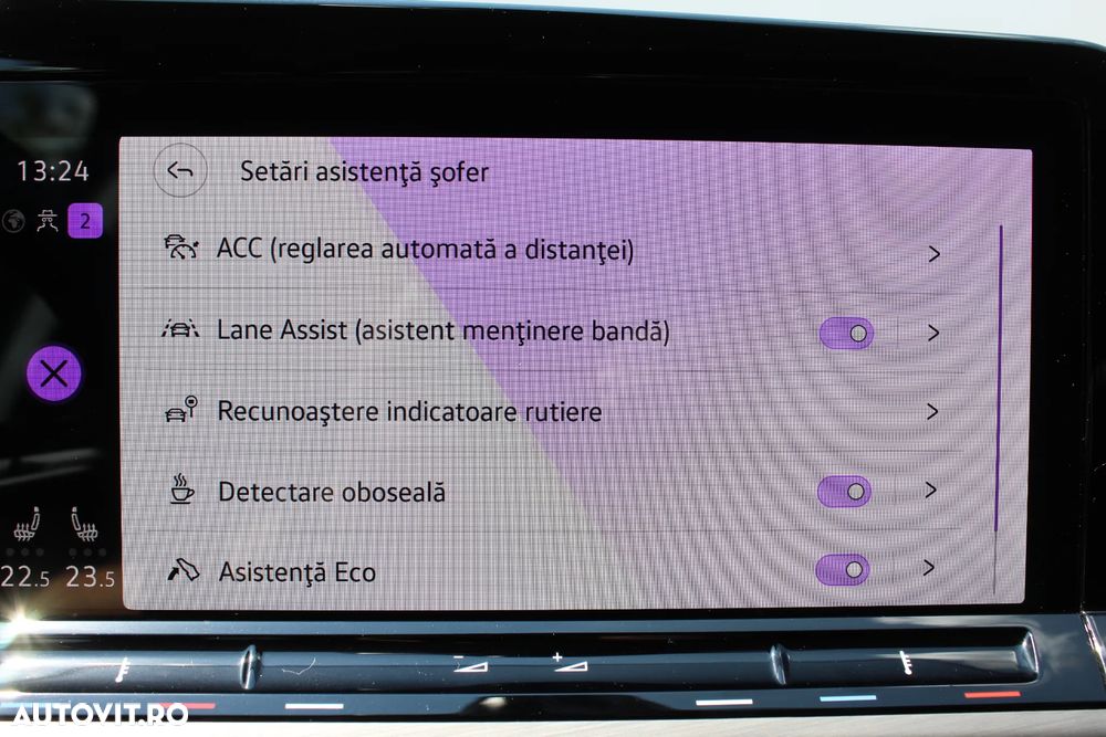 Volkswagen Golf 1.5 TSI ACT Style - 24