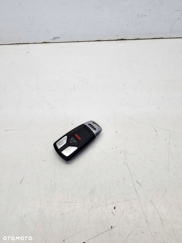 KLUCZYK PILOT KEYLESS AUDI Q5 FY A4 B9 A5 8W Q7 4M 4M0959754BA USA PANIC - 2