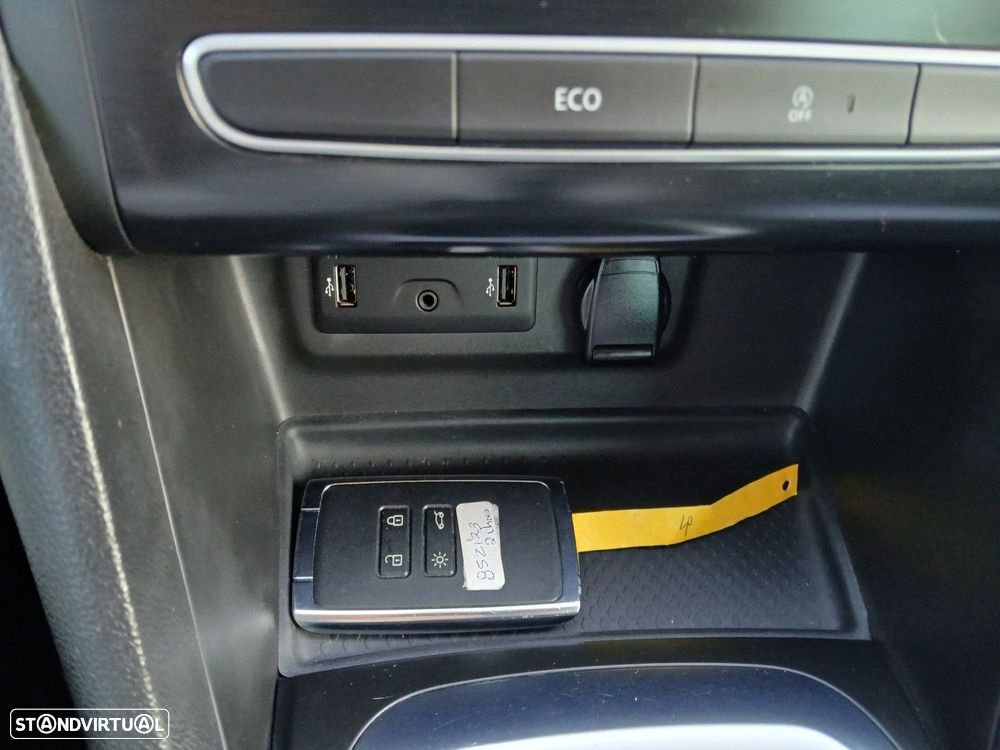 Renault Mégane 1.5 Blue dCi Limited - 25