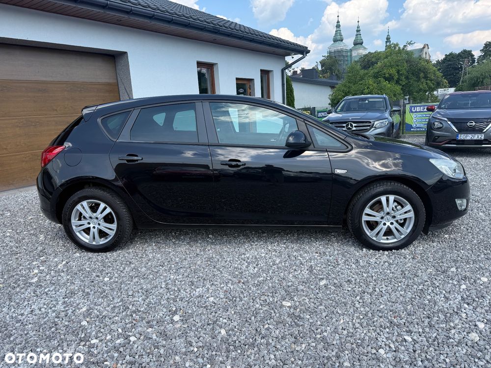 Opel Astra 1.4 T Cosmo - 3