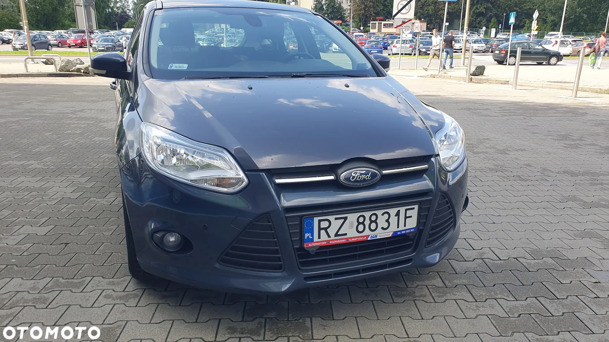 Ford Focus 1.6 Edition - 11