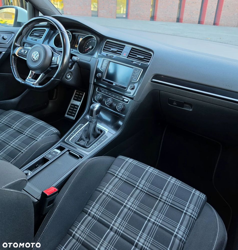 Volkswagen Golf 2.0 TDI BMT GTD DSG - 17