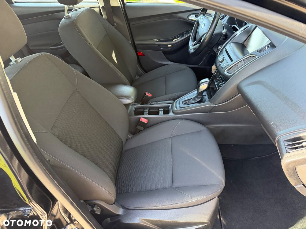 Ford Focus Turnier 1.5 EcoBlue Start-Stopp-System TITANIUM - 13
