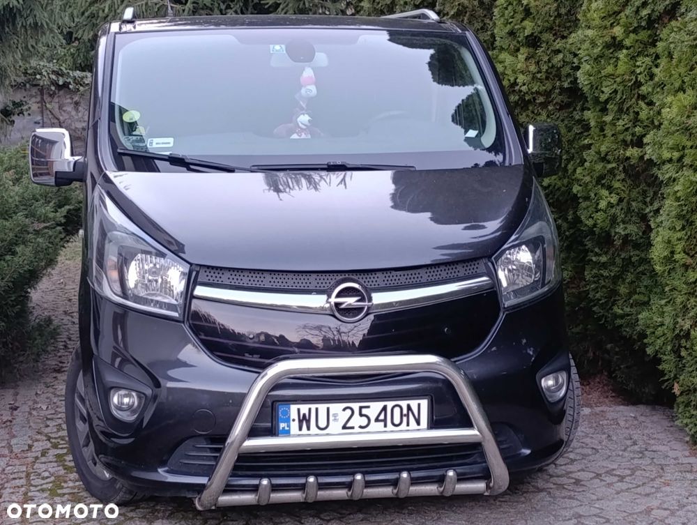 Opel Vivaro - 1