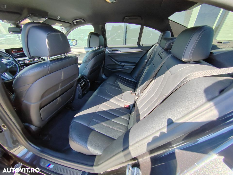 BMW Seria 5 520d xDrive Aut. M Sport Edition - 14