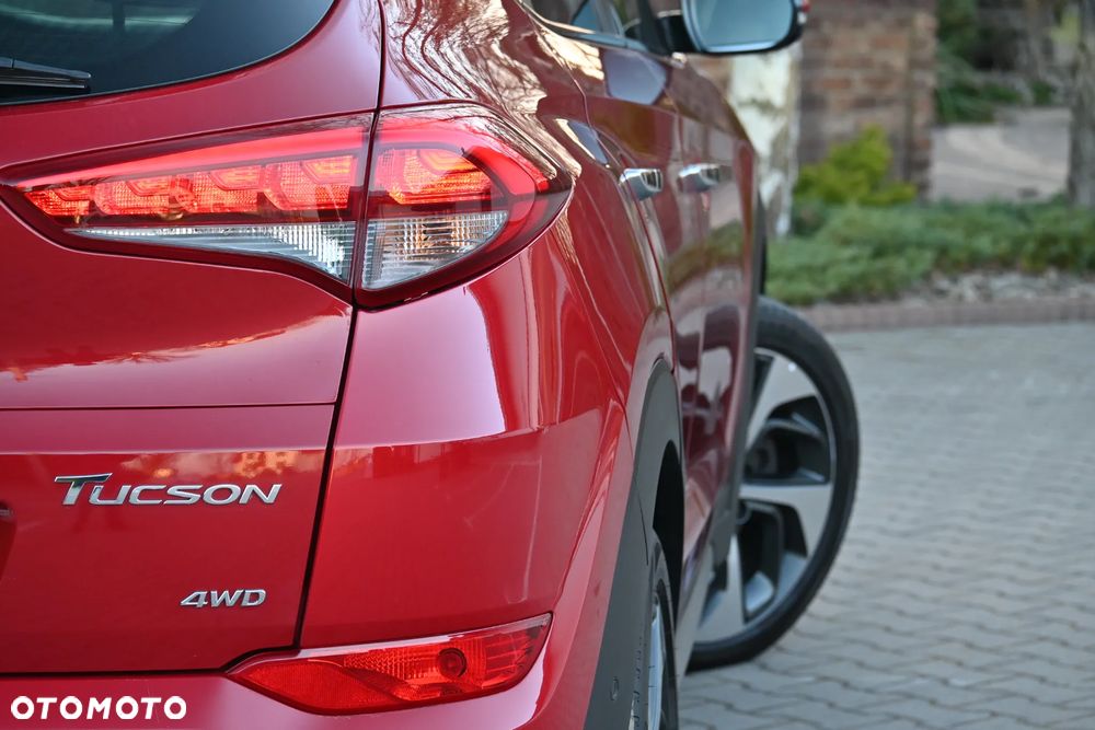 Hyundai Tucson 2.0 CRDI 4WD Automatik Premium - 15