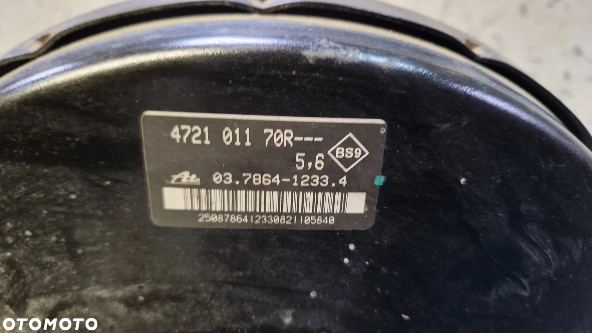RENAULT CLIO III SERWO HAMULCOWE 472101170R - 2