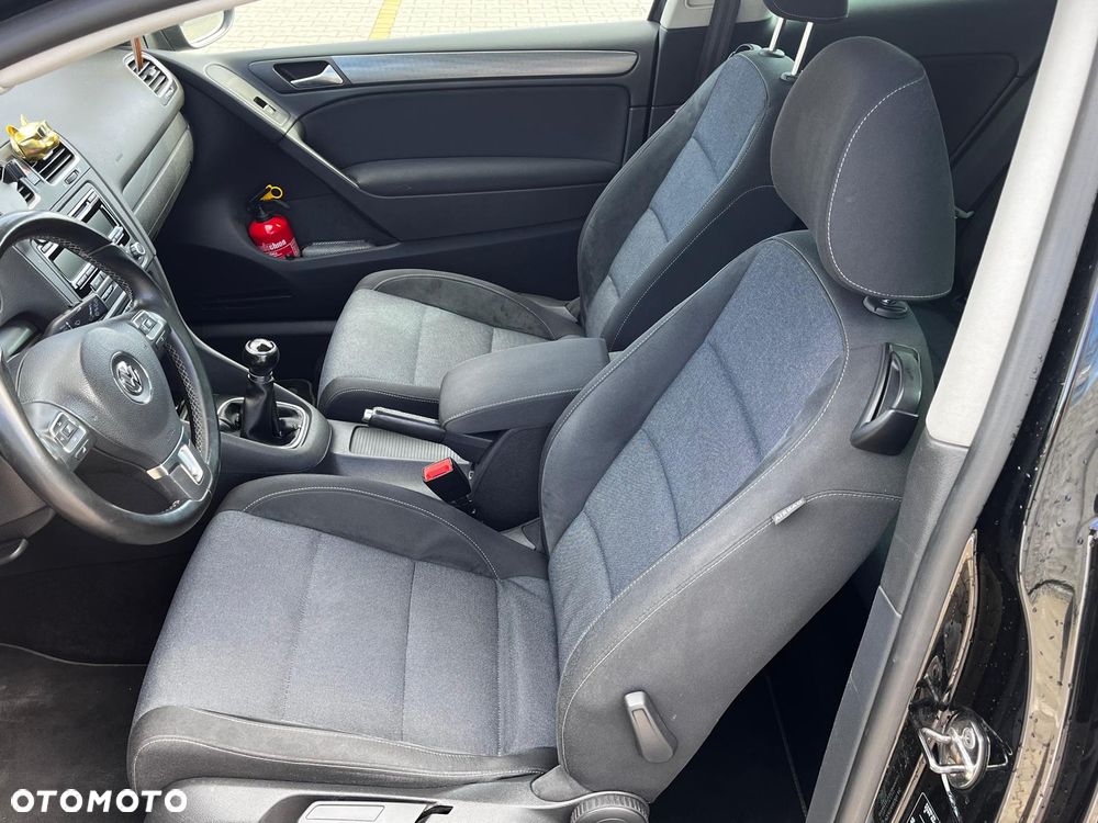 Volkswagen Golf 2.0 TDI Highline - 5
