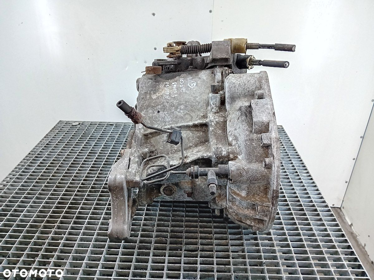 SKRZYNIA BIEGÓW MANUALNA MERCEDES-BENZ KLASA A W169 711640 2.0 CDI - 2