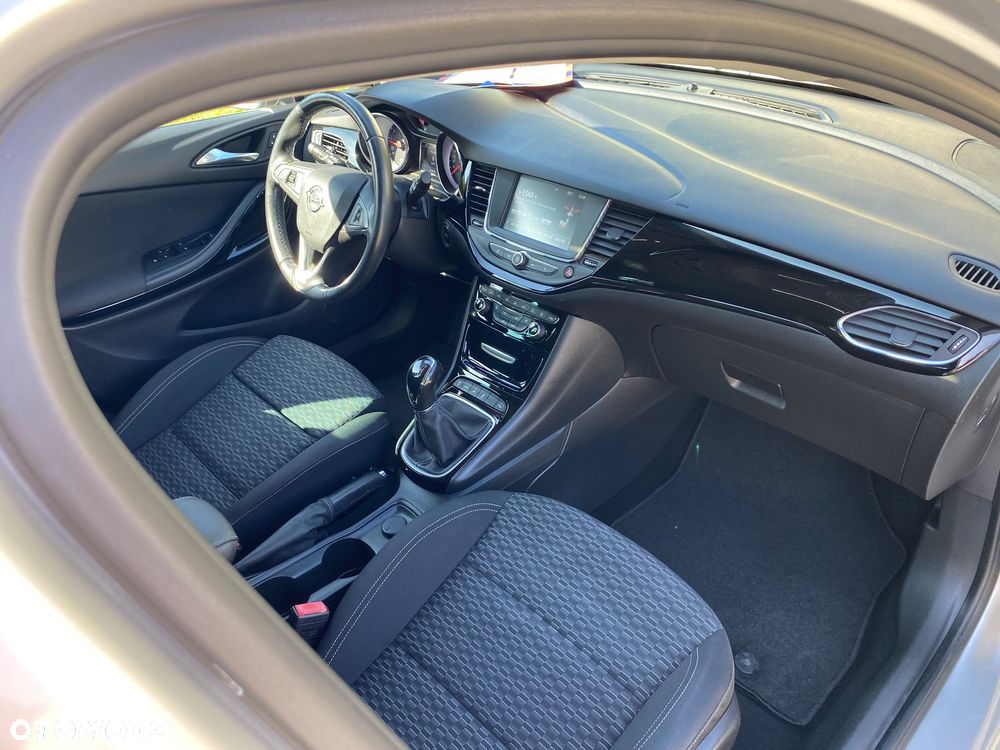 Opel Astra 1.6 Turbo Start/Stop Dynamic - 18