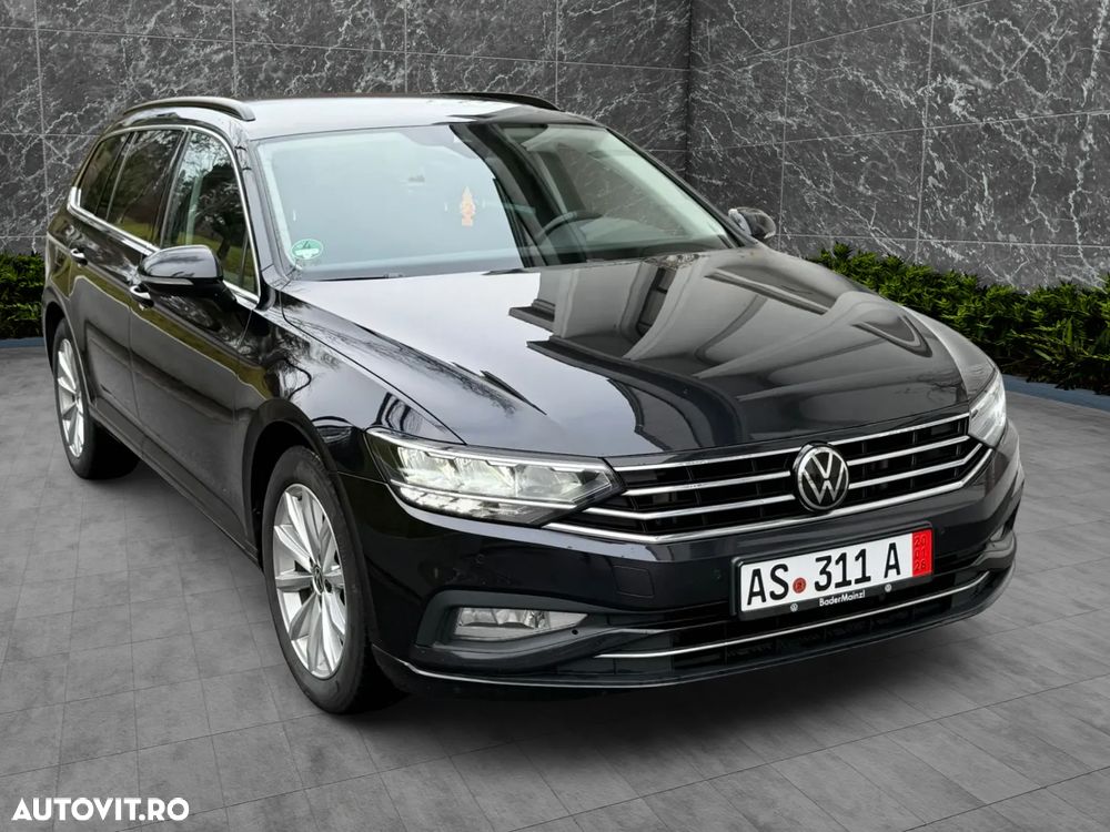 Volkswagen Passat Variant 2.0 TDI SCR DSG Elegance - 25