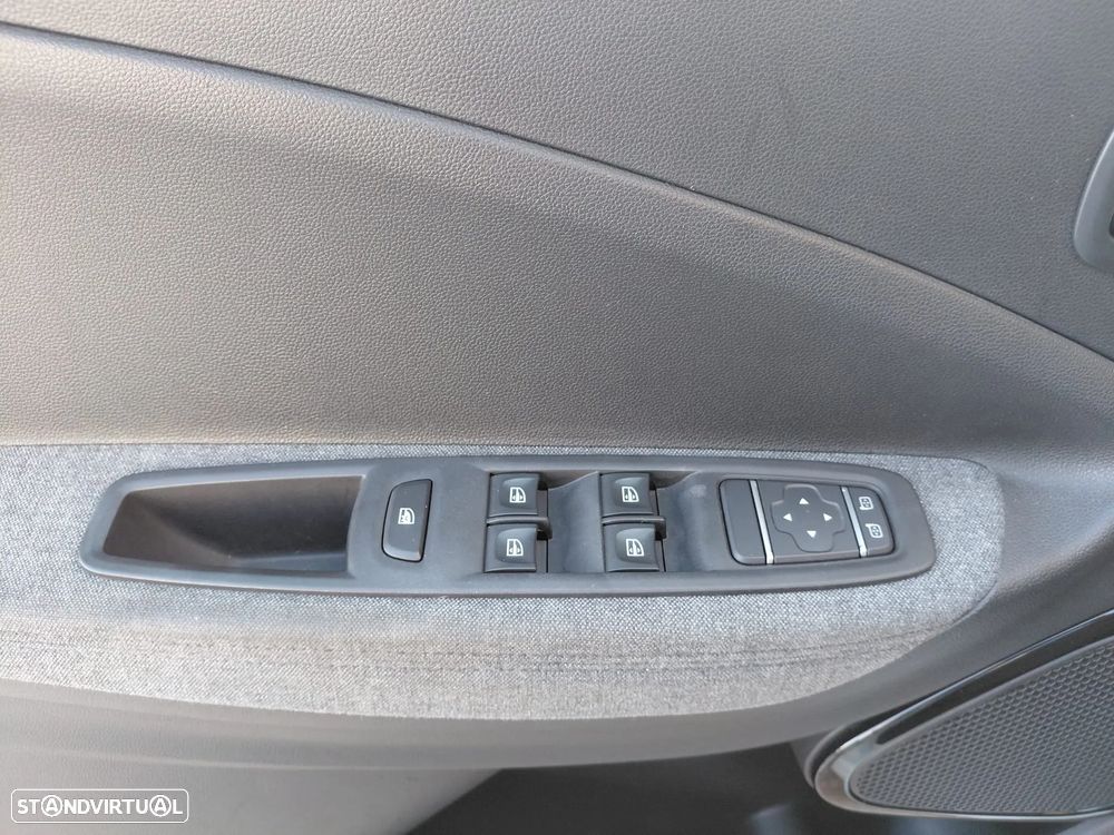 Renault Zoe (c/ Bateria) Limited 50 - 7