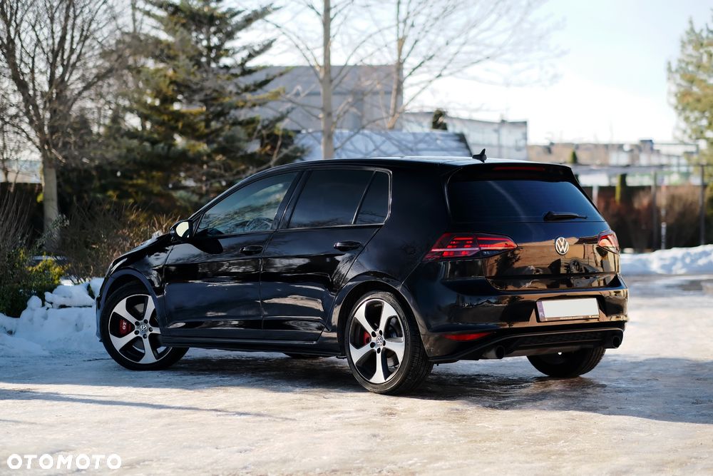 Volkswagen Golf GTI Performance BlueMotion Technology DSG - 8