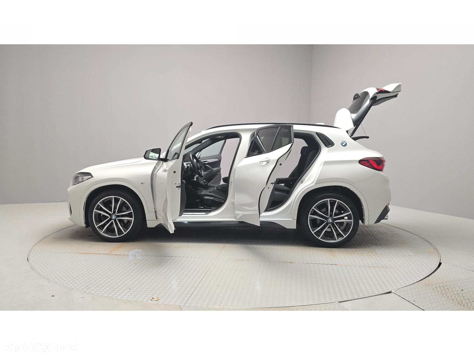 BMW X2 - 14