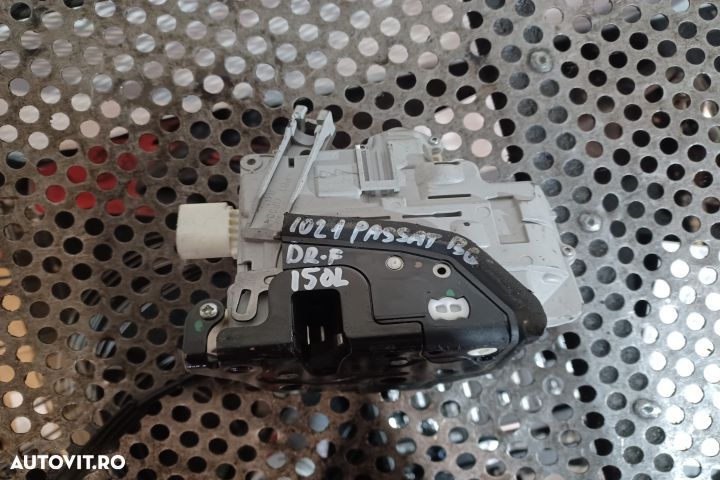 Broasca usa fata dreapta CZ3C1837016A Volkswagen VW Passat B6 [2005 - - 2